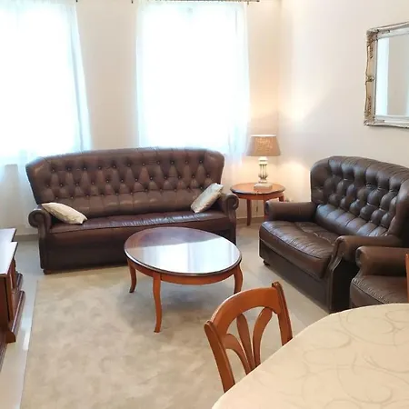 Zichy Haz * קסזטלי