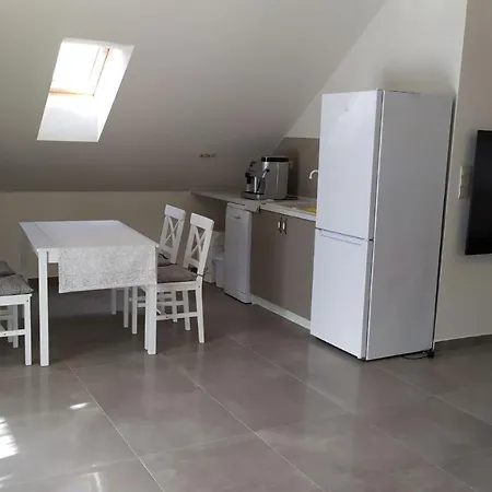Appartement Zichy Haz *