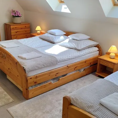 Zichy Ház Apartamento *